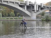 záchrana osoby a vytažení z vody